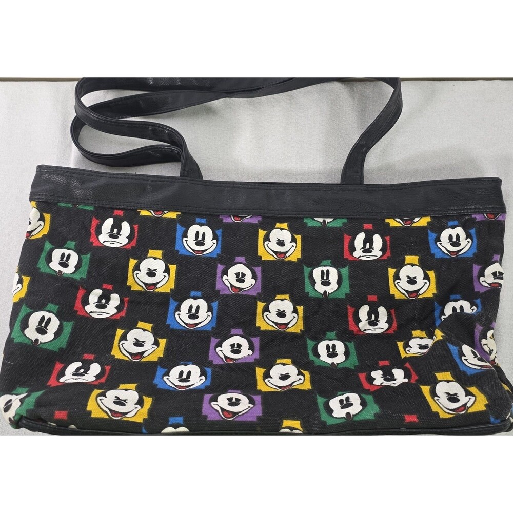 DISNEY MICKEY MOUSE All Over Print Tote Travel Zip Duffel Lightweight Bag.